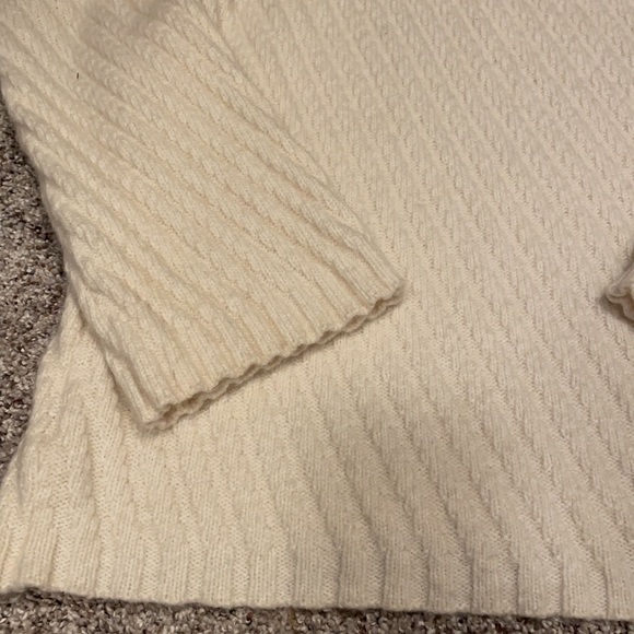Ann Taylor Cream Sweater - Picture 3 of 4
